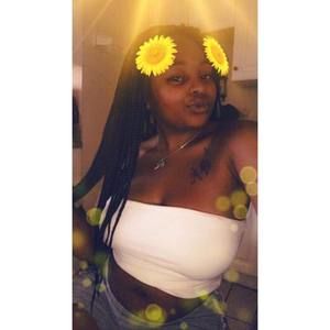 Meet your Posher, Skylah